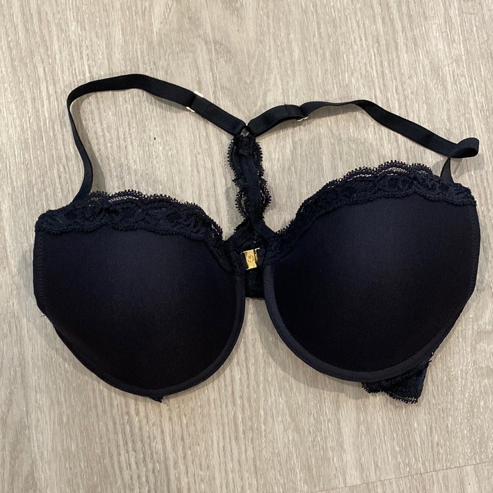 Natori black bra 36C